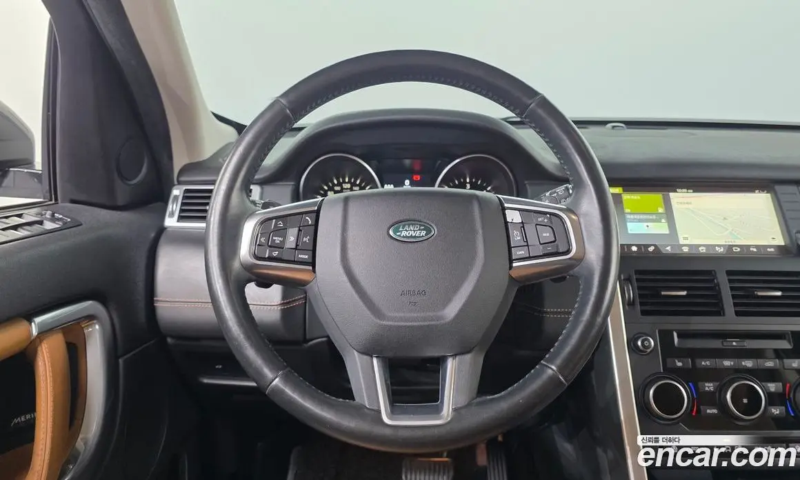Land Rover Discovery Sport 2017 2.0 автомат (гидро), фото 14
