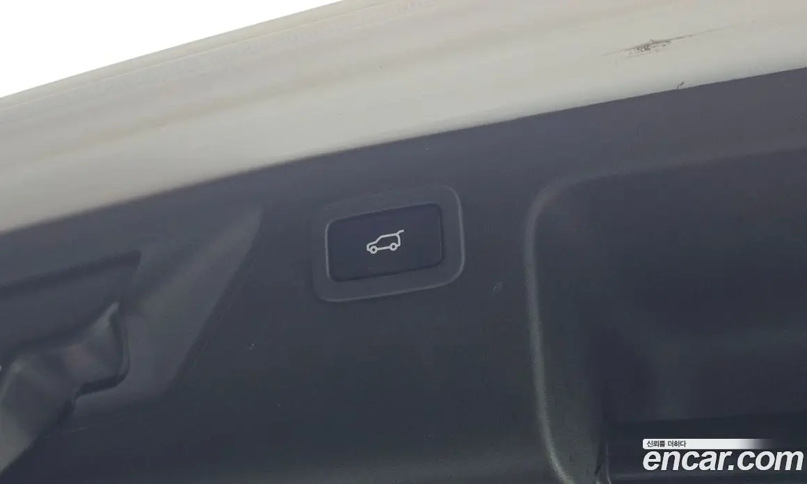 Land Rover Discovery Sport 2017 2.0 автомат (гидро), фото 17