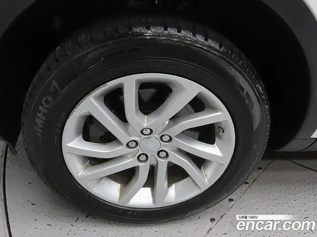 Land Rover Discovery Sport 2018 2.0 автомат (гидро), миниатюра 5