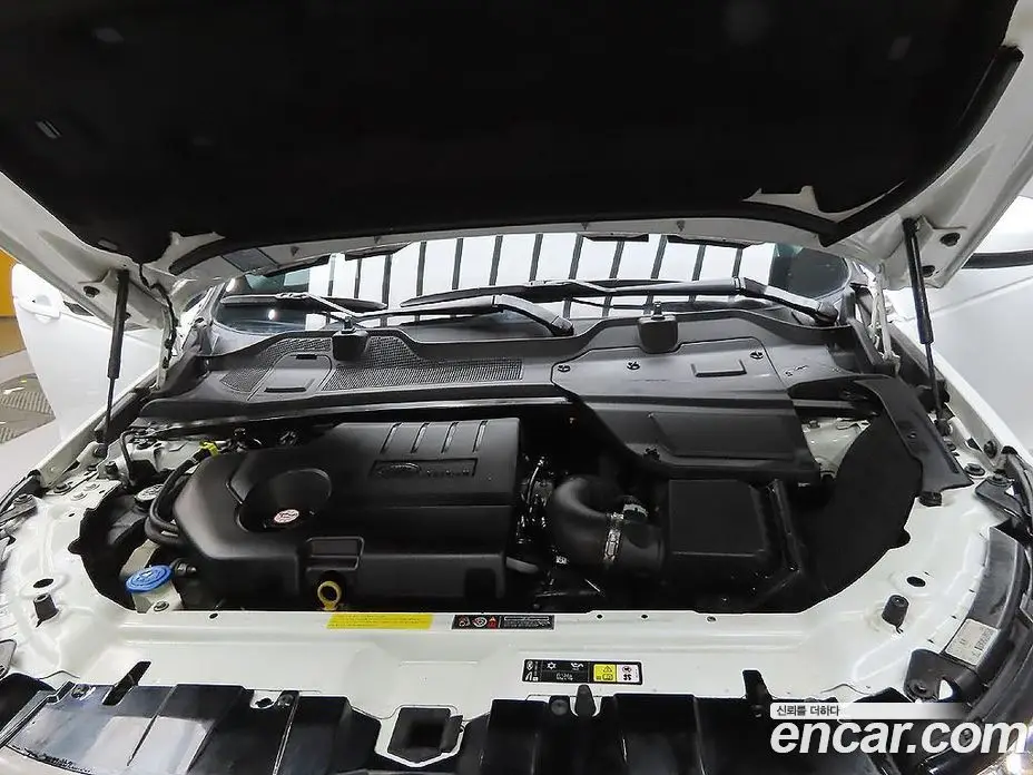 Land Rover Discovery Sport 2018 2.0 автомат (гидро), фото 6