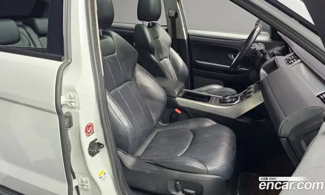 Land Rover Range Rover Evoque 2018 2.0 автомат (гидро), миниатюра 11