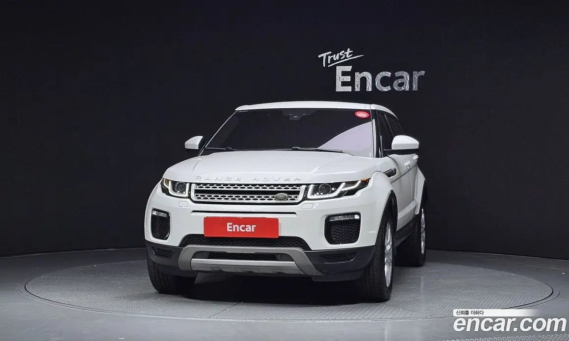 Land Rover Range Rover Evoque 2018 2.0 автомат (гидро), фото 3