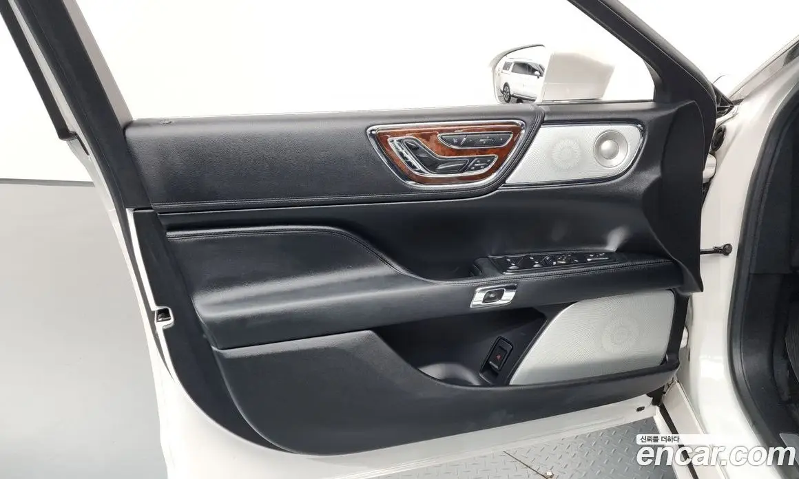 Lincoln Continental 2018 3.0 автомат (гидро), фото 14 Lincoln Continental 2018 3.0 автомат (гидро), фото 14