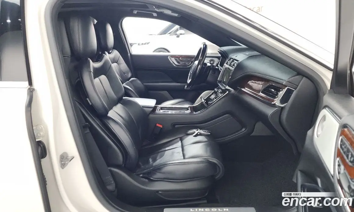 Lincoln Continental 2018 3.0 автомат (гидро), фото 16 Lincoln Continental 2018 3.0 автомат (гидро), фото 16