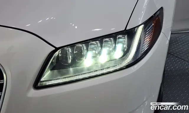 Lincoln Continental 2018 3.0 автомат (гидро), миниатюра 8 Lincoln Continental 2018 3.0 автомат (гидро), миниатюра 8