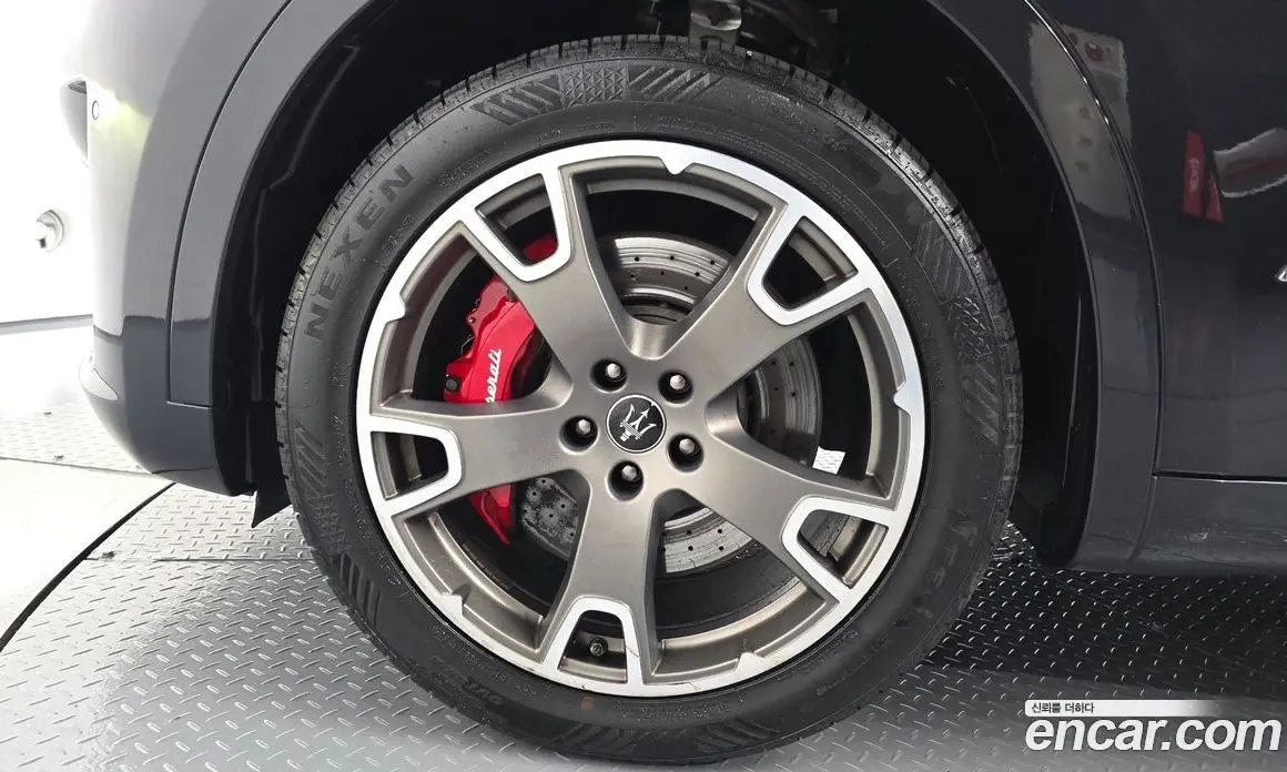 Maserati Levante 2020 3.0 автомат (гидро), фото 5 Maserati Levante 2020 3.0 автомат (гидро), фото 5