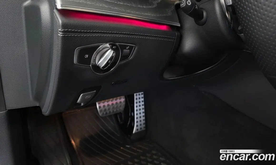Mercedes-Benz AMG GT 2024 3.0 гидро, фото 26 Mercedes-Benz AMG GT 2024 3.0 гидро, фото 26