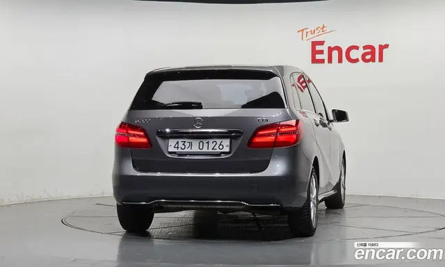 Mercedes-Benz B-Class 2015 2.1 гидро, миниатюра 4 Mercedes-Benz B-Class 2015 2.1 гидро, миниатюра 4
