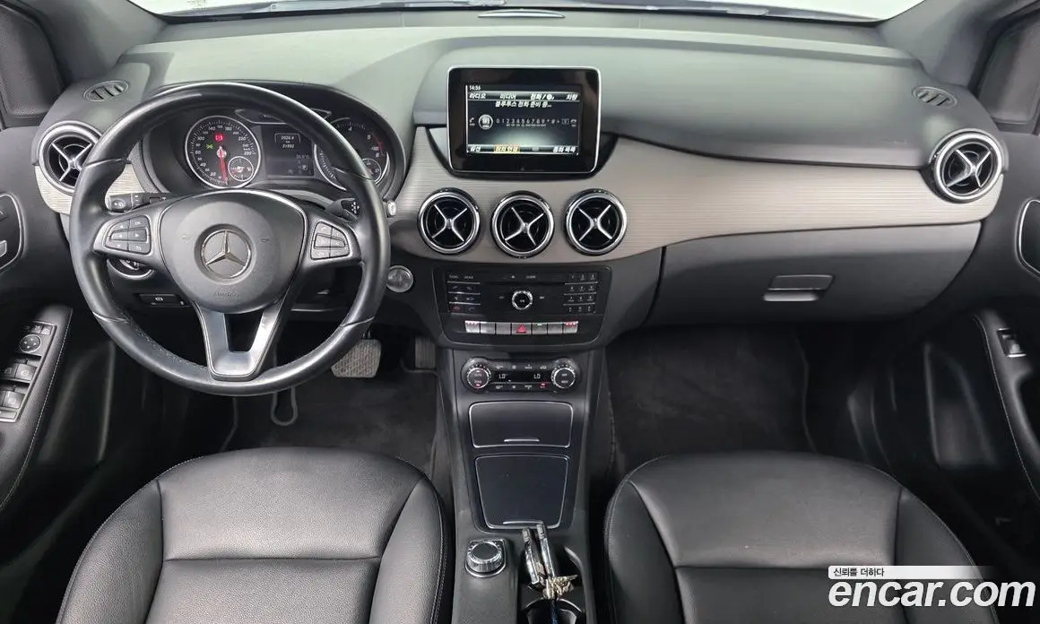 Mercedes-Benz B-Class 2015 2.1 гидро, фото 7 Mercedes-Benz B-Class 2015 2.1 гидро, фото 7