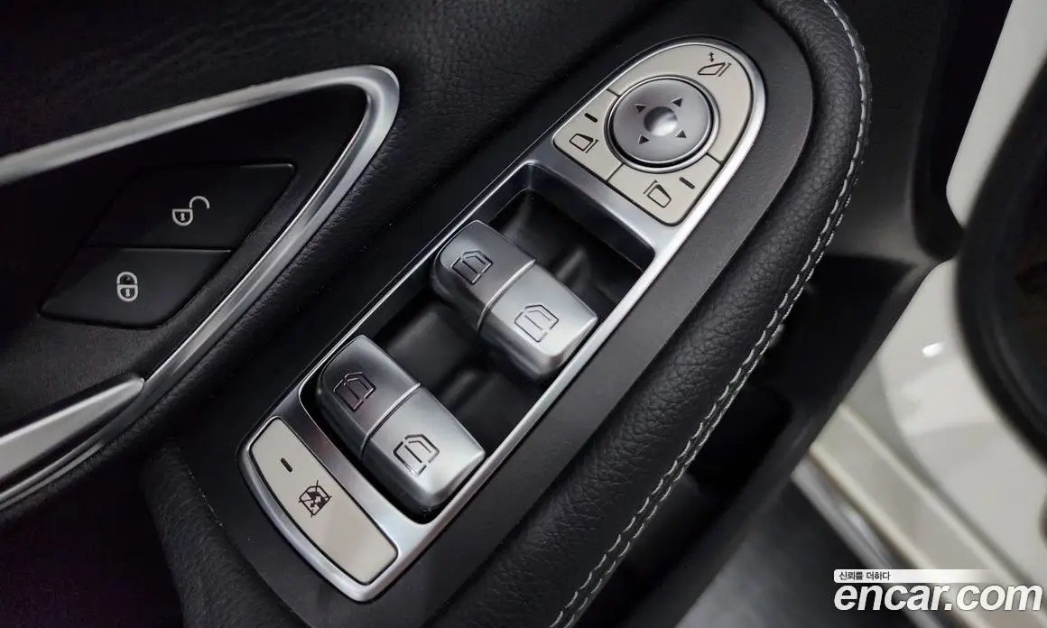 Mercedes-Benz C-Class 2017 2.0 гидро, фото 29 Mercedes-Benz C-Class 2017 2.0 гидро, фото 29