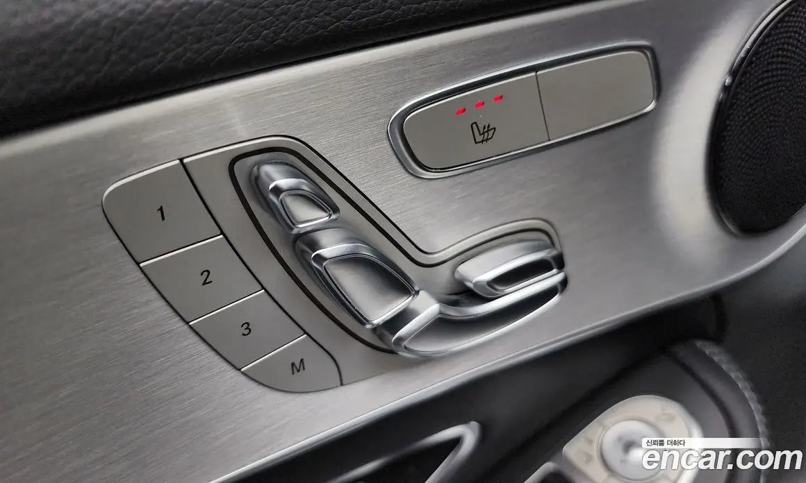 Mercedes-Benz C-Class 2017 2.0 гидро, фото 30 Mercedes-Benz C-Class 2017 2.0 гидро, фото 30