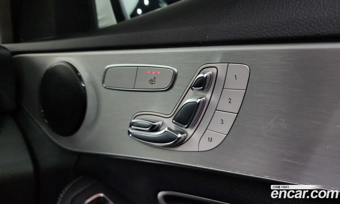 Mercedes-Benz C-Class 2017 2.0 гидро, фото 33 Mercedes-Benz C-Class 2017 2.0 гидро, фото 33