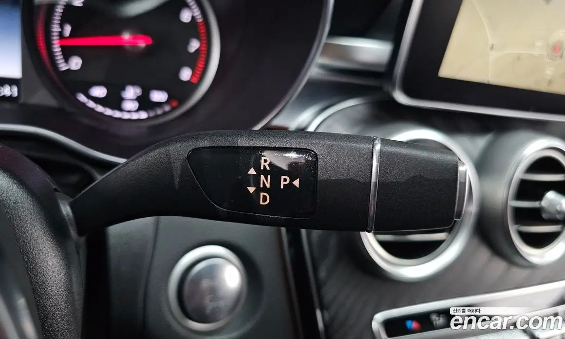 Mercedes-Benz C-Class 2017 2.0 гидро, фото 11 Mercedes-Benz C-Class 2017 2.0 гидро, фото 11