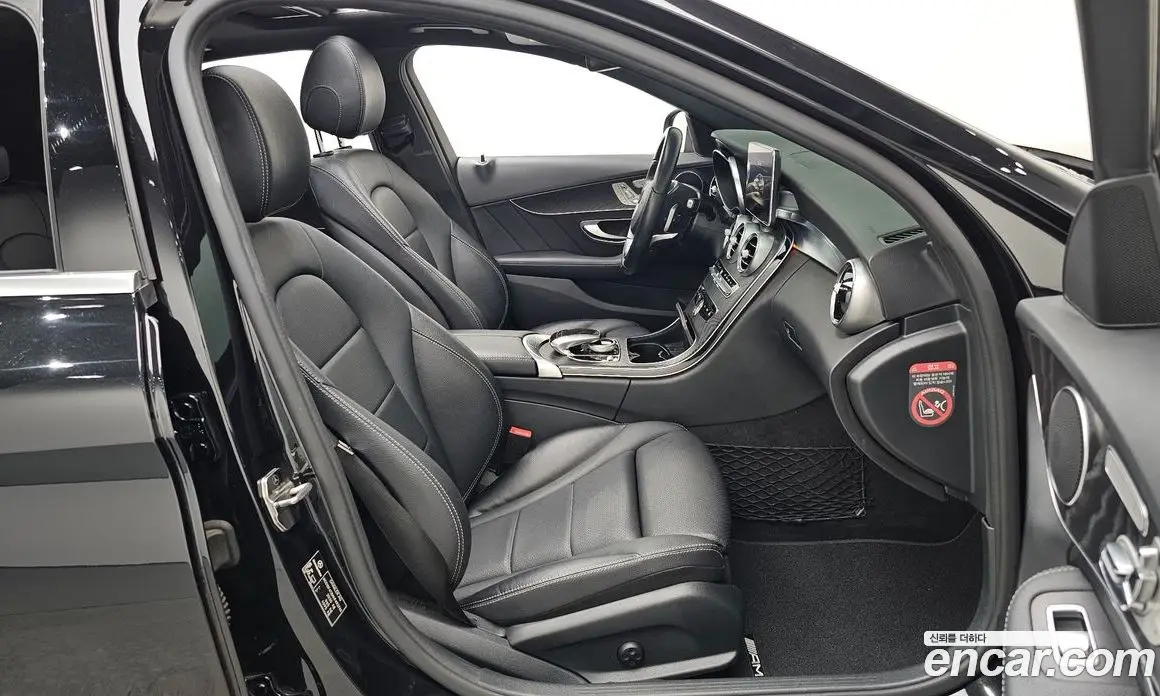 Mercedes-Benz C-Class 2017 2.0 гидро, фото 16 Mercedes-Benz C-Class 2017 2.0 гидро, фото 16