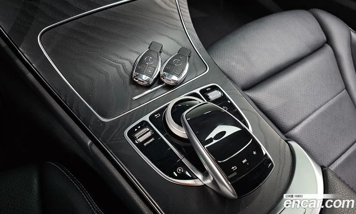 Mercedes-Benz C-Class 2017 2.0 гидро, фото 26 Mercedes-Benz C-Class 2017 2.0 гидро, фото 26