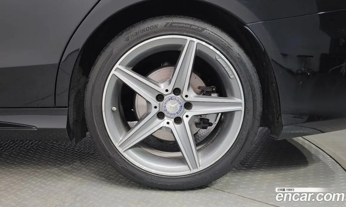 Mercedes-Benz C-Class 2017 2.0 гидро, фото 6 Mercedes-Benz C-Class 2017 2.0 гидро, фото 6