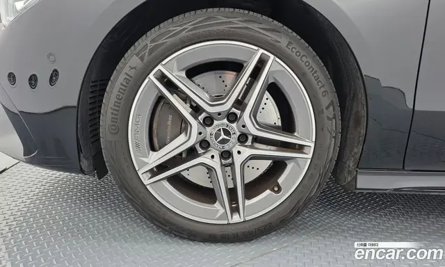 Mercedes-Benz CLA-Class 2024 2.0 гидро, миниатюра 4 Mercedes-Benz CLA-Class 2024 2.0 гидро, миниатюра 4
