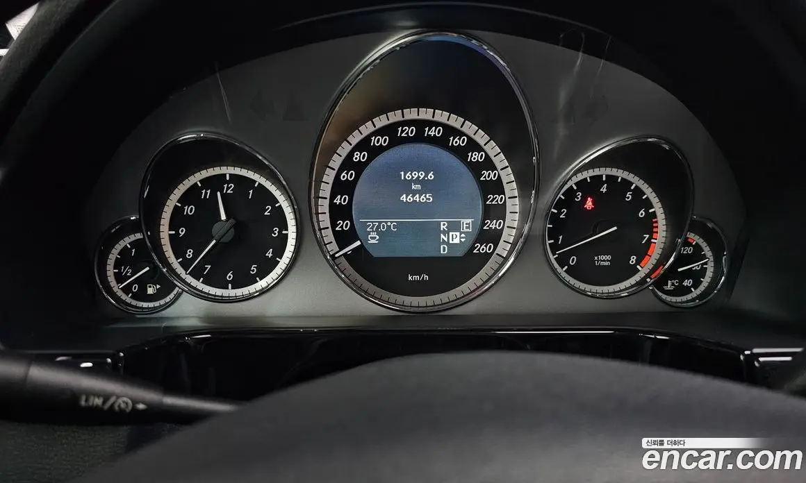 Mercedes-Benz E-Class 2011 3.5 гидро, фото 8 Mercedes-Benz E-Class 2011 3.5 гидро, фото 8