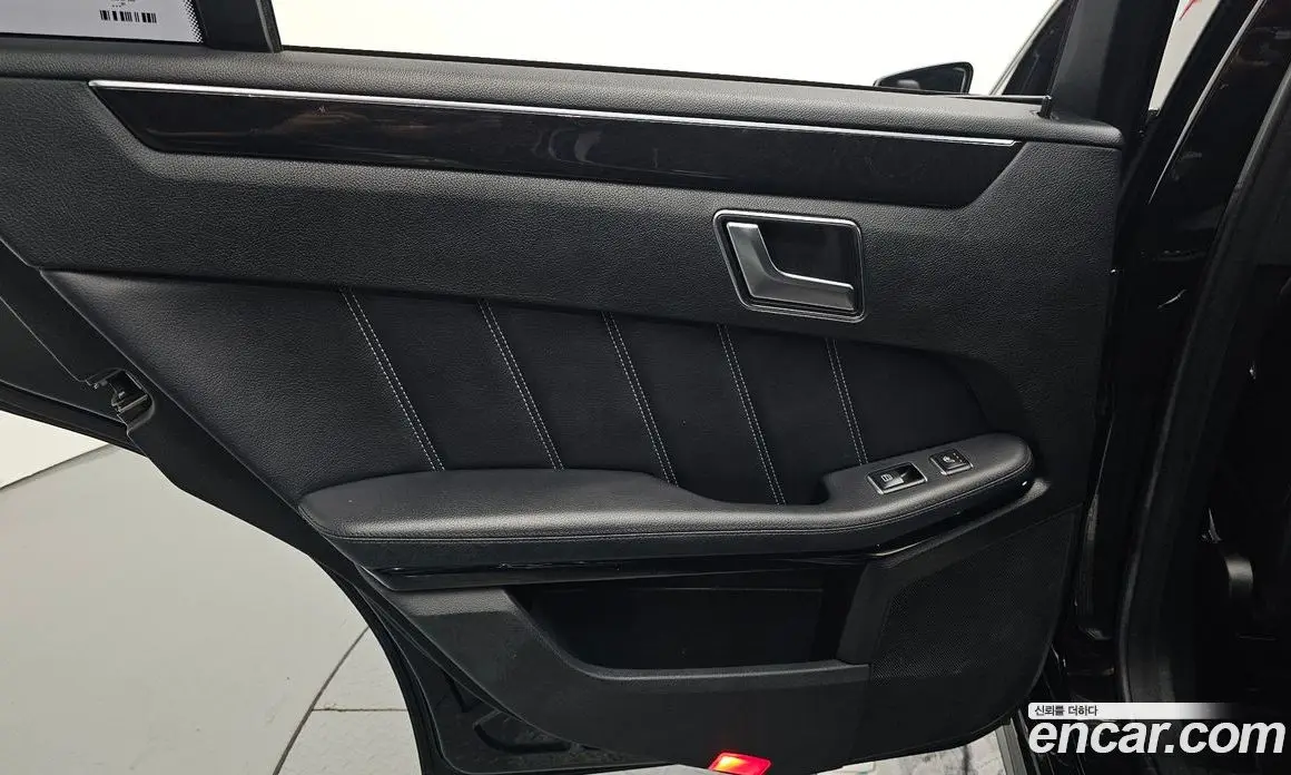 Mercedes-Benz E-Class 2016 2.1 гидро, фото 14 Mercedes-Benz E-Class 2016 2.1 гидро, фото 14