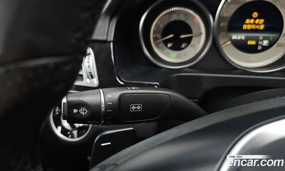 Mercedes-Benz E-Class 2016 2.1 гидро, фото 26 Mercedes-Benz E-Class 2016 2.1 гидро, фото 26
