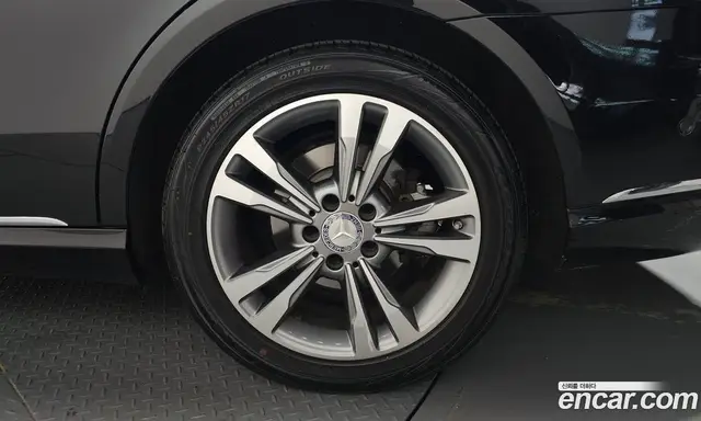 Mercedes-Benz E-Class 2016 2.1 гидро, миниатюра 6 Mercedes-Benz E-Class 2016 2.1 гидро, миниатюра 6