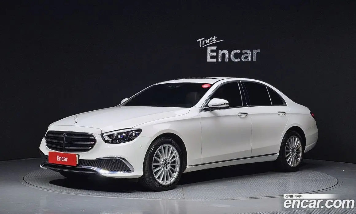 Mercedes-Benz E-Class 2022 2.0 гидро, фото 1 Mercedes-Benz E-Class 2022 2.0 гидро, фото 1