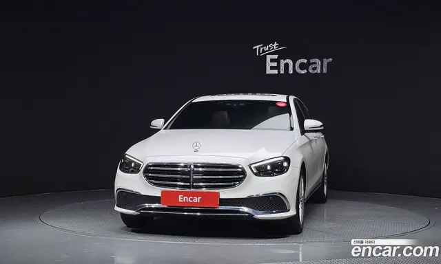 Mercedes-Benz E-Class 2022 2.0 гидро, миниатюра 3 Mercedes-Benz E-Class 2022 2.0 гидро, миниатюра 3