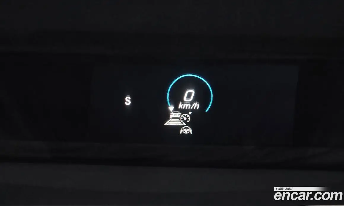 Mercedes-Benz E-Class 2022 2.0 гидро, фото 23 Mercedes-Benz E-Class 2022 2.0 гидро, фото 23