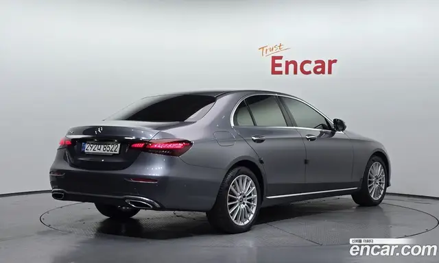 Mercedes-Benz E-Class 2022 2.0 гидро, миниатюра 2 Mercedes-Benz E-Class 2022 2.0 гидро, миниатюра 2
