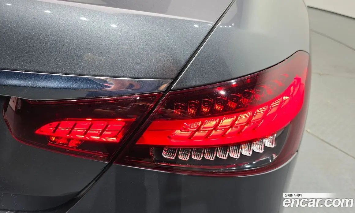 Mercedes-Benz E-Class 2022 2.0 гидро, фото 9 Mercedes-Benz E-Class 2022 2.0 гидро, фото 9