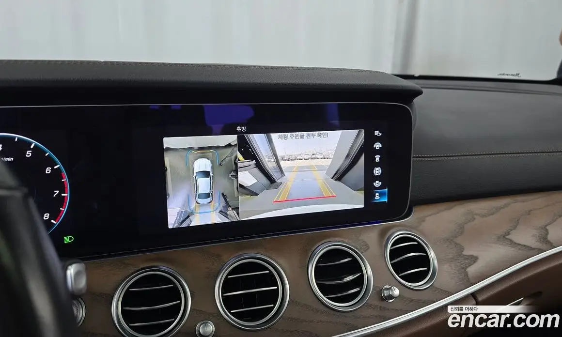 Mercedes-Benz E-Class 2022 2.0 гидро, фото 20