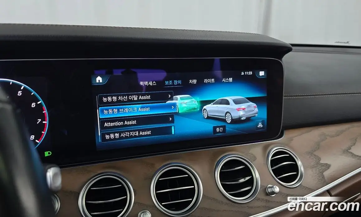 Mercedes-Benz E-Class 2022 2.0 гидро, фото 22