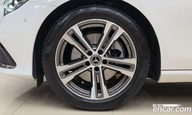 Mercedes-Benz E-Class 2023 2.0 гидро, миниатюра 6 Mercedes-Benz E-Class 2023 2.0 гидро, миниатюра 6