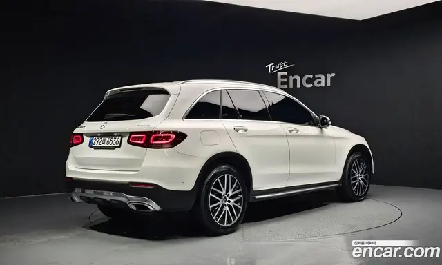 Mercedes-Benz GLC-Class 2022 1.9 автомат (гидро), миниатюра 2