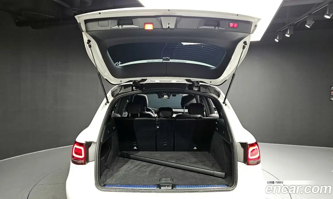 Mercedes-Benz GLC-Class 2022 1.9 автомат (гидро), фото 20