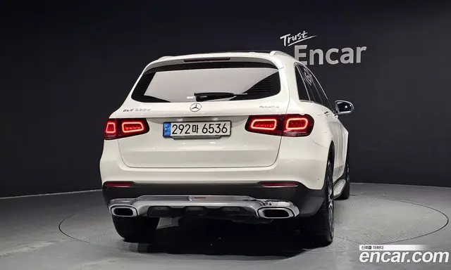 Mercedes-Benz GLC-Class 2022 1.9 автомат (гидро), миниатюра 4