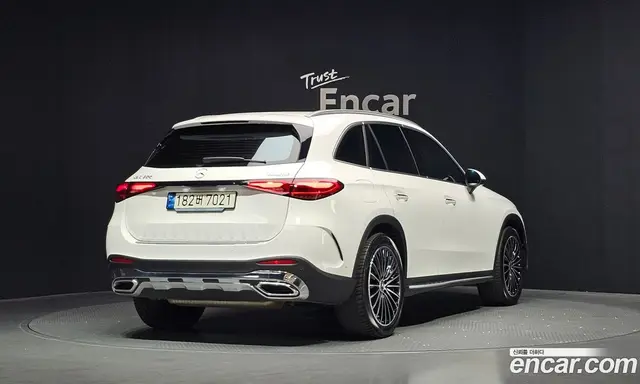 Mercedes-Benz GLC-Class 2023 2.0 гидро, миниатюра 2 Mercedes-Benz GLC-Class 2023 2.0 гидро, миниатюра 2