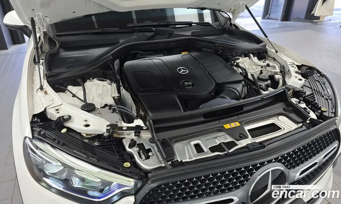 Mercedes-Benz GLC-Class 2023 2.0 гидро, фото 6 Mercedes-Benz GLC-Class 2023 2.0 гидро, фото 6
