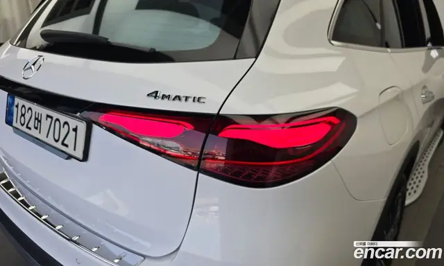Mercedes-Benz GLC-Class 2023 2.0 гидро, миниатюра 9 Mercedes-Benz GLC-Class 2023 2.0 гидро, миниатюра 9