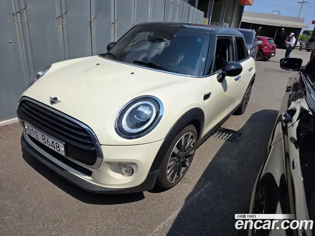 Mini Cooper 2019 1.5 автомат (гидро), миниатюра 2