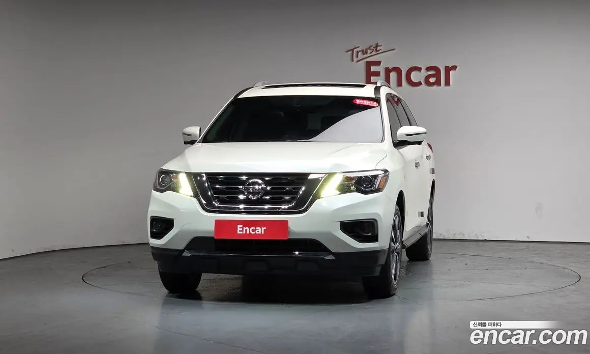 Nissan Pathfinder 2017 3.5 автомат (гидро), фото 2 Nissan Pathfinder 2017 3.5 автомат (гидро), фото 2