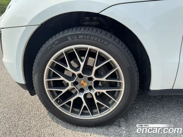 Porsche Macan 2018 2.0 автомат (гидро), миниатюра 5