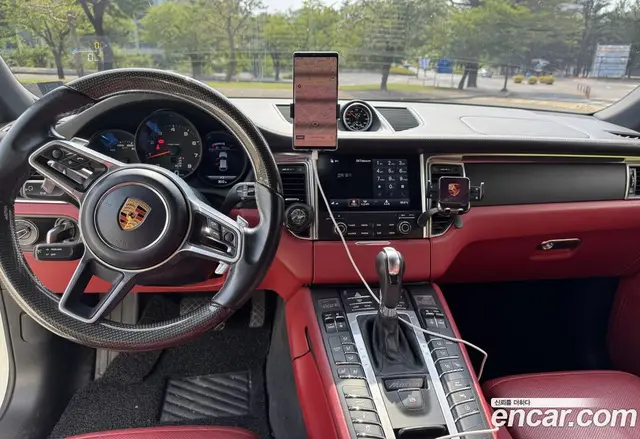 Porsche Macan 2018 2.0 автомат (гидро), миниатюра 7