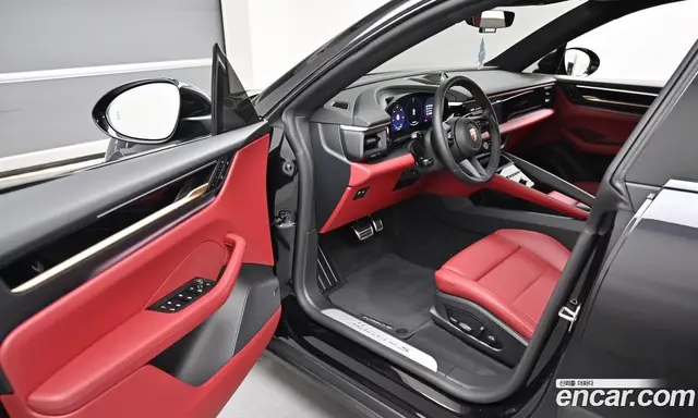 Porsche Macan 2025 0.1 автомат (гидро), миниатюра 11