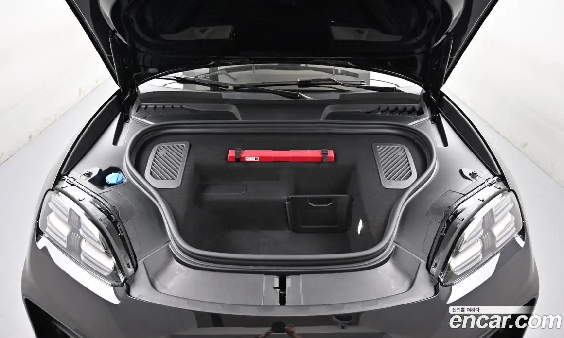 Porsche Macan 2025 0.1 автомат (гидро), фото 6