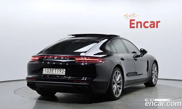 Porsche Panamera, 2018, 91 383 км