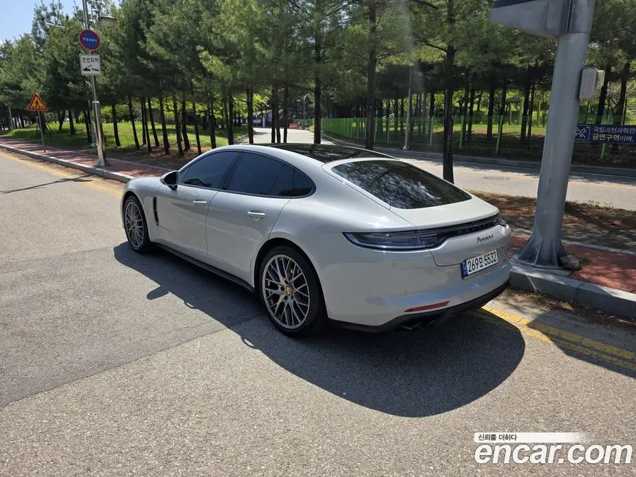 Porsche Panamera 2022 2.9 автомат (гидро), фото 3