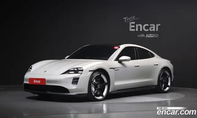 Porsche Taycan, 2024, 8 179 км
