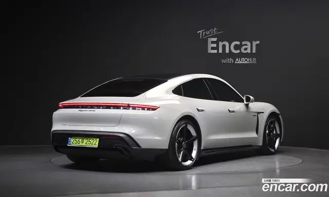 Porsche Taycan 2024 0.1 автомат (гидро), миниатюра 2