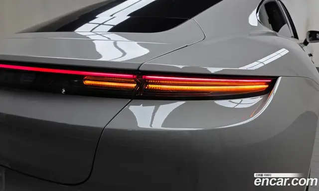 Porsche Taycan 2024 0.1 автомат (гидро), миниатюра 9